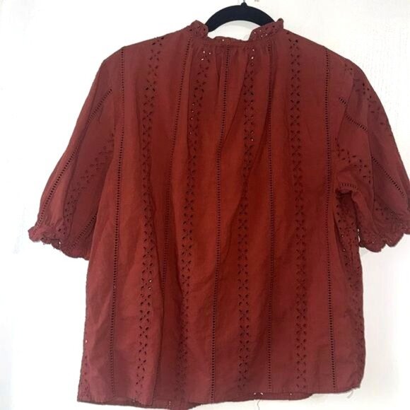 Universal Thread Womens Eyelet Blouse Size M Rust Color - Picture 8 of 9